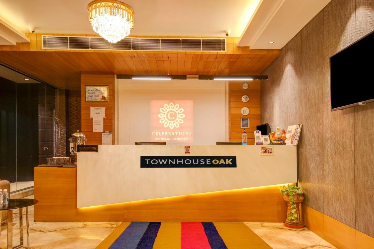 Townhouse Oak Celebrations Rooms & Banquets Hotel Lucknow