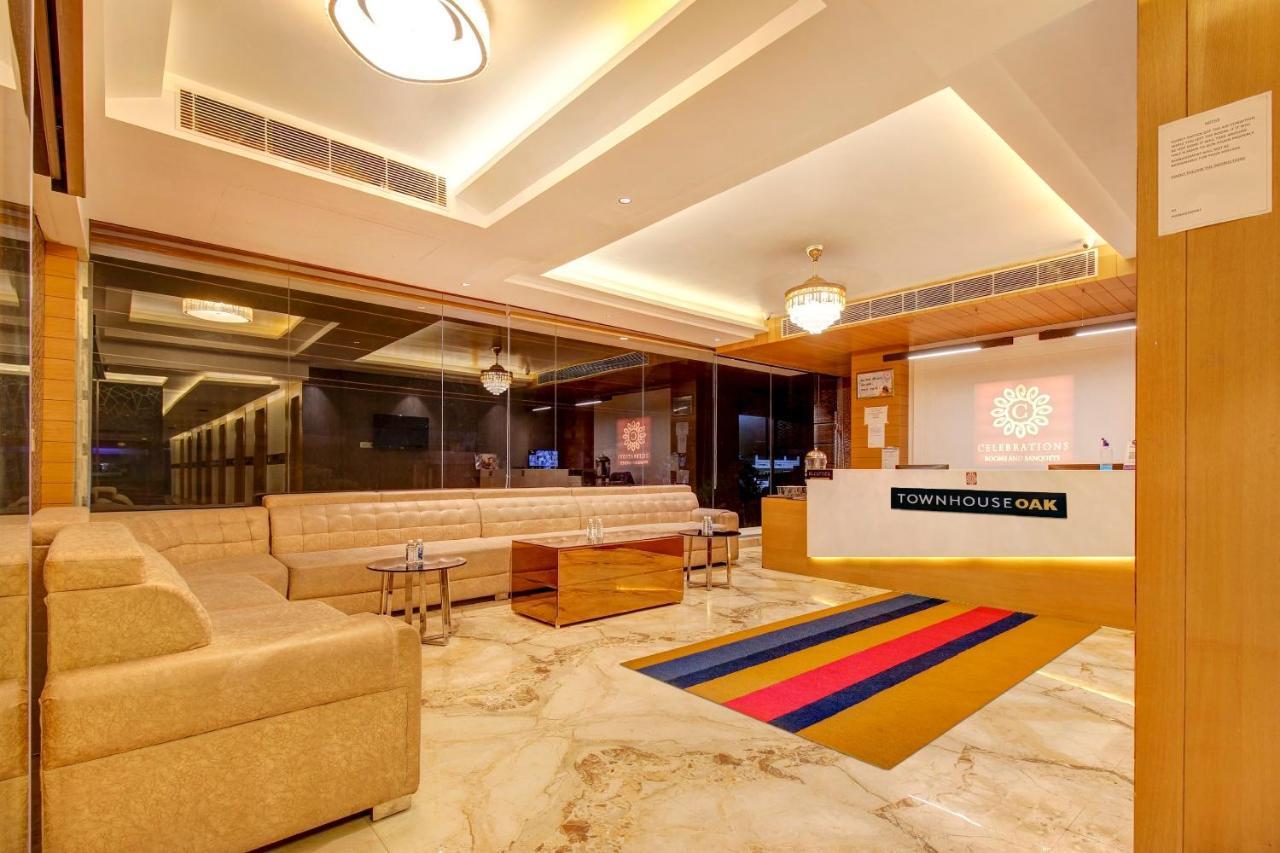 Townhouse Oak Celebrations Rooms & Banquets Hotel Lucknow
